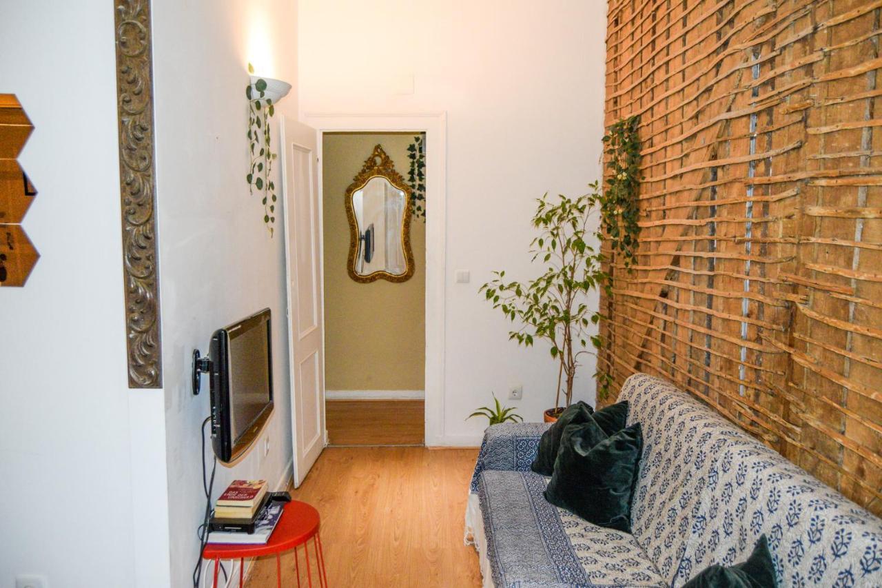 Santos Apartment In Central Lisbon With River View Exterior photo