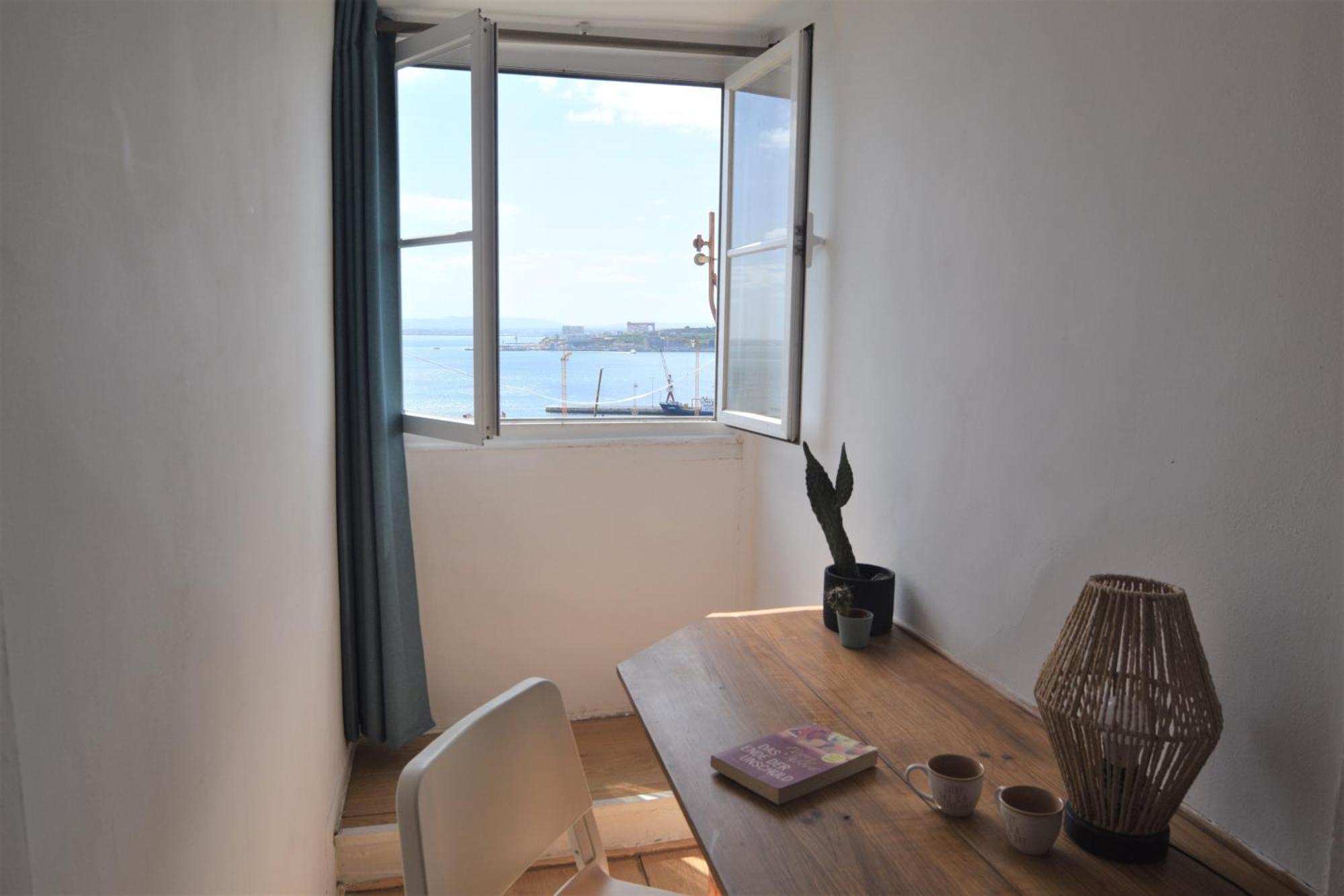 Santos Apartment In Central Lisbon With River View Exterior photo