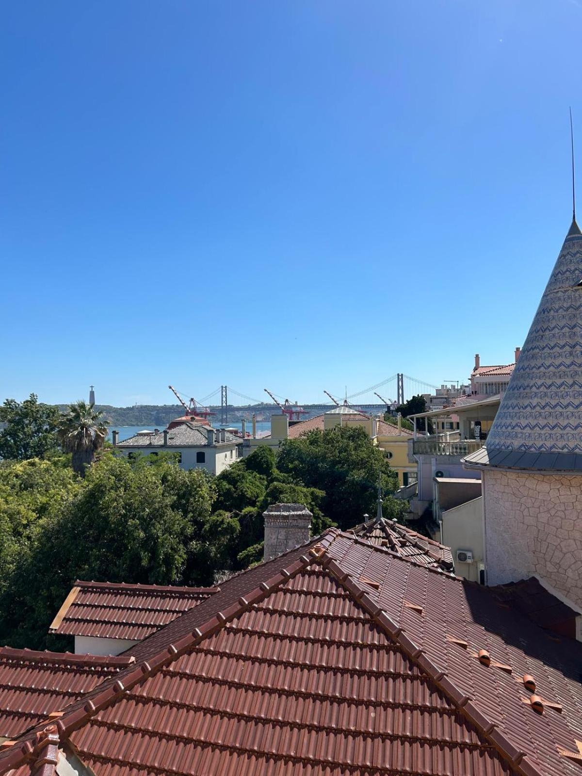 Santos Apartment In Central Lisbon With River View Exterior photo